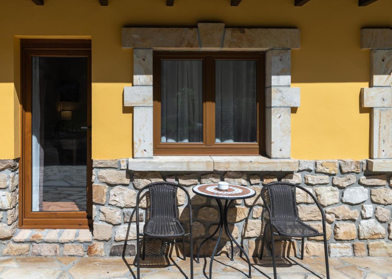 Logis Hotel Restaurante La Casa De Juansabeli Arenas De Cabrales Exteriér fotografie