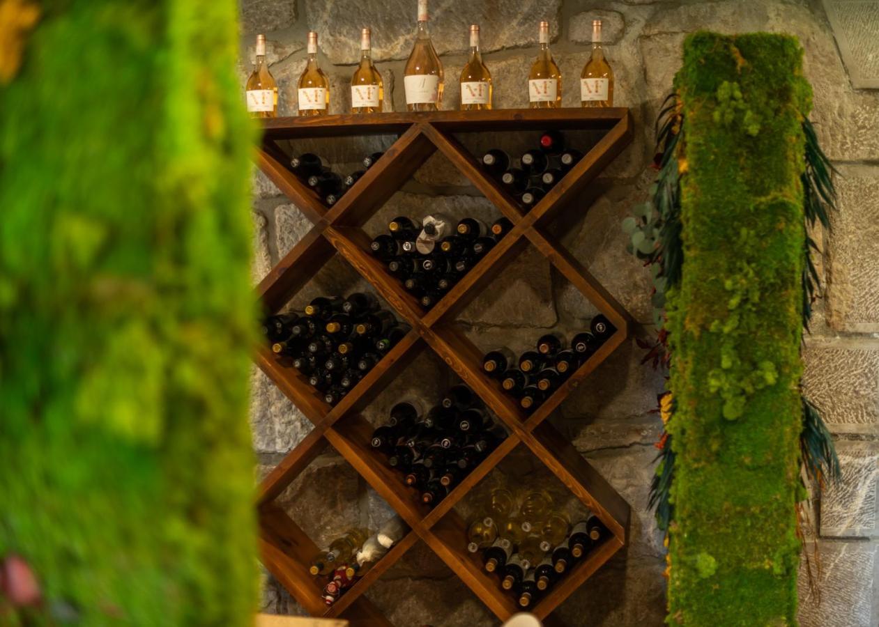 Logis Hotel Restaurante La Casa De Juansabeli Arenas De Cabrales Exteriér fotografie